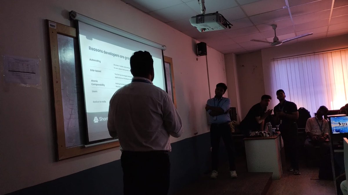 AnimishRadke's tweet photo. And got to know what Blockchain Trillemma is and how @shardeum solves Blockchain Scalability 

Surely I'll use Shardeum Test Net for my Projects 

#ProofOfCommunity
#HackverseIND
#DecodingReality
#Codechefsrmrmp
@ThePrayasu 
@HackVerseIND 
@CodeChefSrmRmp https://t.co/zLqnKr62mU