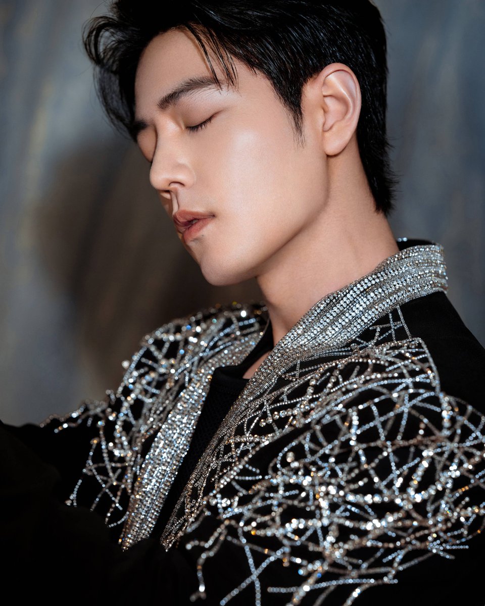 MayThu18344267's tweet photo. Absolutely Perfect Zhan Ge

#XiaoZhan
#XiaoZhan_WeiboNight2022 https://t.co/NoYQXbY58B