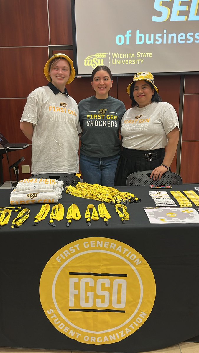 Connecting with New Shockers at W-S-YOU Day! We are proud of our F1RST GEN SHOCKERS🖤💛