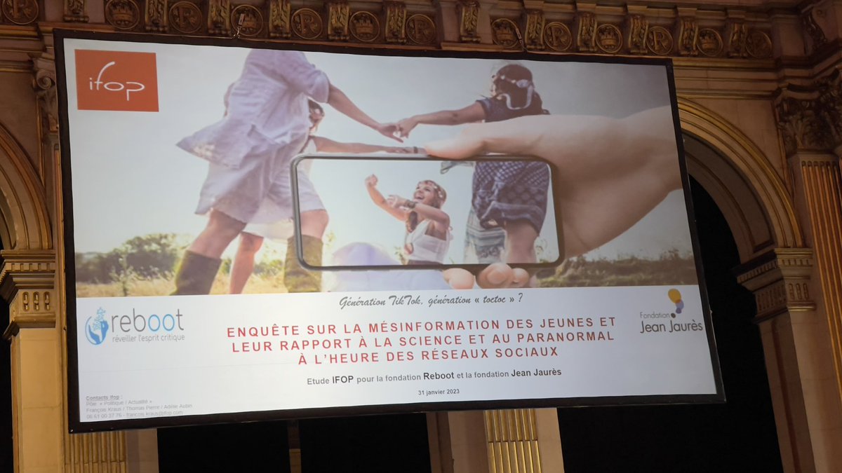 konate90's tweet photo. Un forum très intéressant !
#BalanceTonWeb est une journée de rencontrer des associations, des chercheurs.euses et des professionnel.les du journalisme pour échanger et débattre autour des problèmatiques liées à l’utilisation d’internet.
A l’Hotel de Ville de Paris pour discuter :
- Médias et informations,
- Fake news,
- Cyber harcèlement,
- Sexisme sur Internet.
#Bèki_Takè @Anne_Hidalgo
