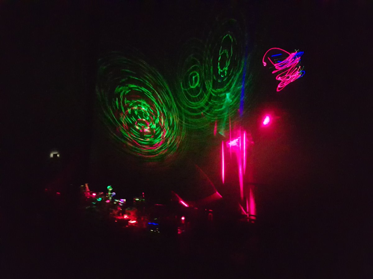 mechanismobot's tweet image. I went to see the @funkiporcini laserium at Holotronica  hdfst.uk/E84859 and now I understand quantum fluid dynamics!
Bristol aquarium IMAX this Sat and Sun ... go experience it, it will blow your mind!  🤩