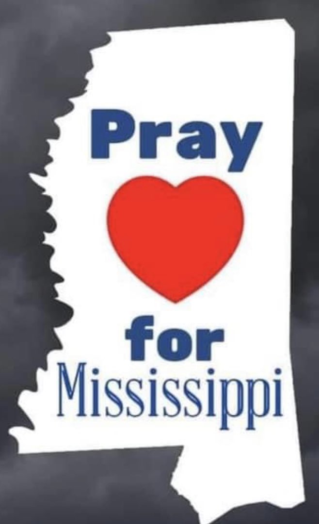 🙏🏼🙏🏼🙏🏼
#MississippiStrong 
Praying for everyone involved in every aspect of this situation. #butGod