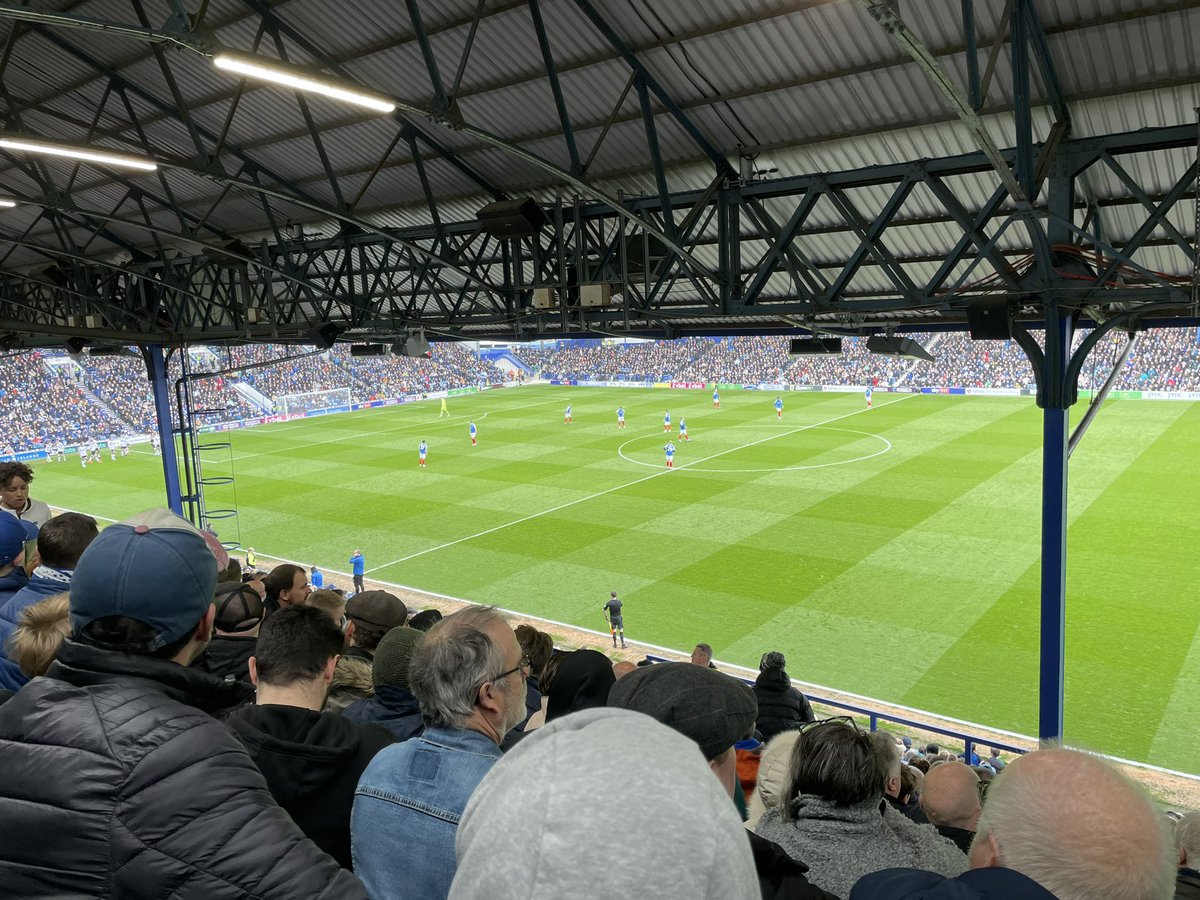 PompeySL's tweet photo. I’ve not seen a live Pompey win since Shrewsbury (H) Aug ‘21, hoping to break that duck today. Not a great start, dreadful defending - if they don’t do it today my next chance won’t be until I come back to the UK in December https://t.co/ZRWdodYZ64