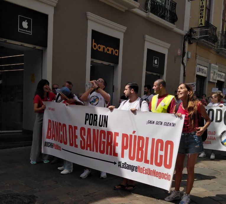 ✊ ¡La sanidad pública se defiende!

Hoy salimos a las calles para apoyar la lucha por una sanidad pública y de calidad.