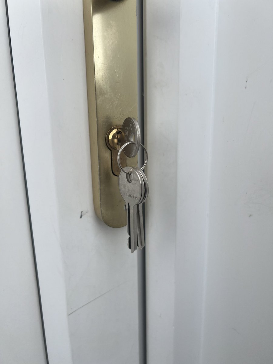 lockfast tweet picture