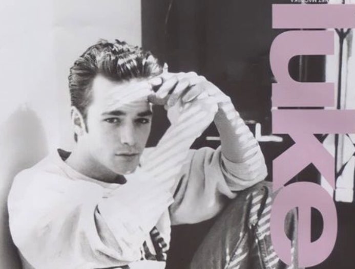 LukePerry111066's tweet photo. Luke forever💫 #LukePerryRip https://t.co/9ZlAzy6lVA