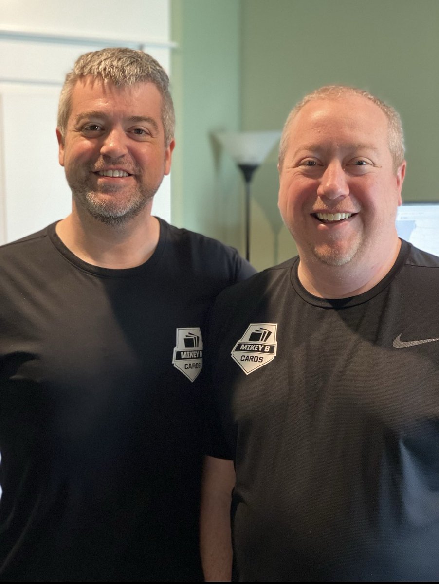 mikeyBcards's tweet photo. Let’s make Sunday’s livestream a special one Crew. It’s @WheresMyCards last live with us. It’s been great working alongside my brother the last 2 years. We’ll miss him for sure! Come celebrate with us Sunday night! https://t.co/TMEijAZVb7