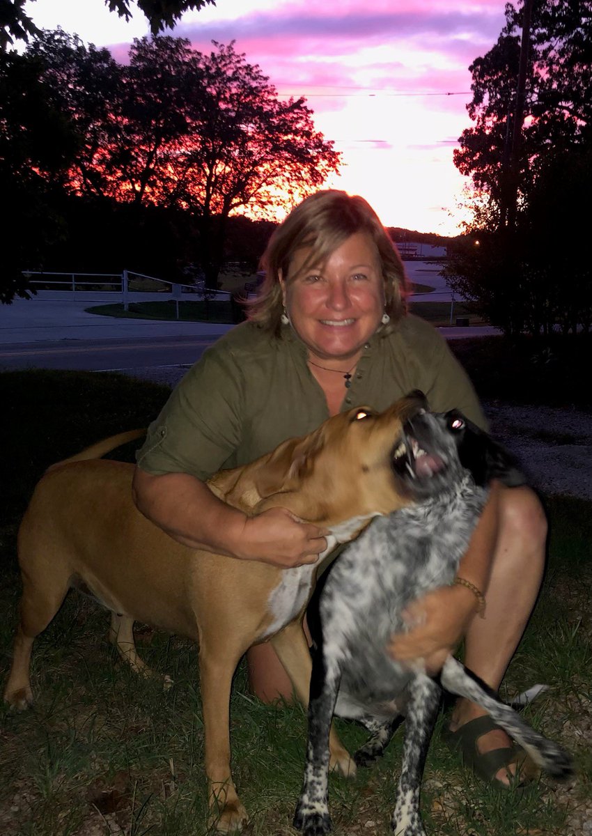 GLADEProject's tweet image. My name is Justine Lines and I have taught science for 26 years in Springfield. In my spare time, I love canoeing Ozark streams, and walking a Greenways trail with my dogs Maizie and Lilly.  I am excited to be the new director of GLADE and get to be a part of GOAS!