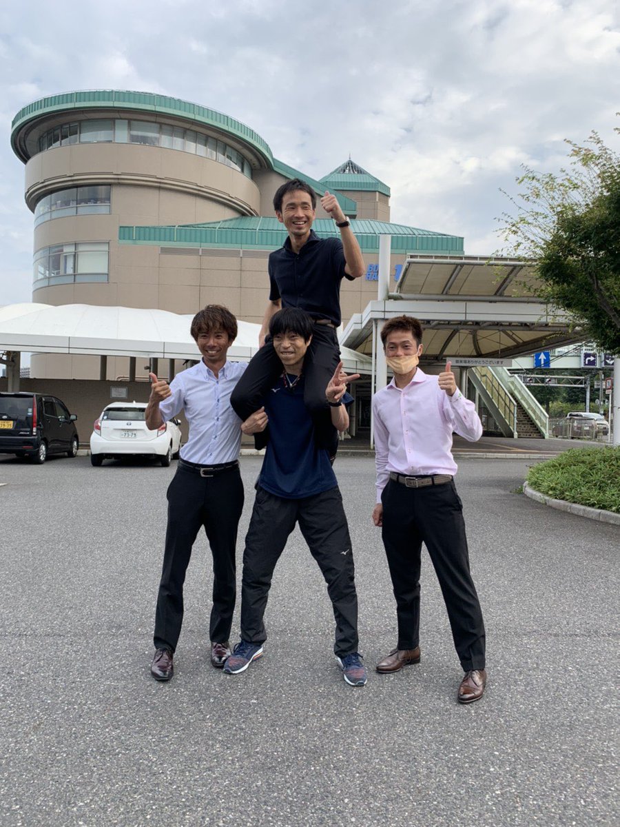 kumi4262's tweet image. 30代ラストの1年✨
お誕生日おめでとよちや🎂
たった4年だけど、この4年もすごく濃くて想い出がいっぱい🥹✨
ずっと応援したい！だから私も頑張る！そんな活力をくれるカッコ良い貴也はこれからも私の絶対的エース🚤
良い1年になりますように🫶🏻
2023.3.26
#Speedstar
#mybias