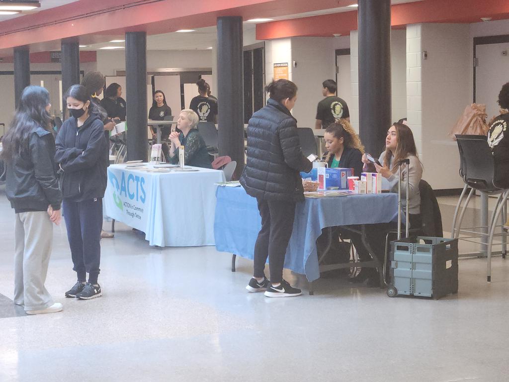 Mental Health Fair for families <a href="/FreedomHS_PWCS/">Freedom High School - PWCS</a>.  Very informative and something that is needed.   The Parent Liaisons organized a great event.  #FamilyEngagement