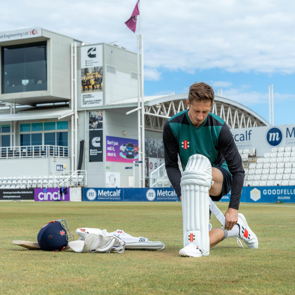 Go head-to-toe Gray-Nicolls this summer like Middlesex legend @JohnSimpson_88 🏏 👟 🪖 fal.cn/3wSpl