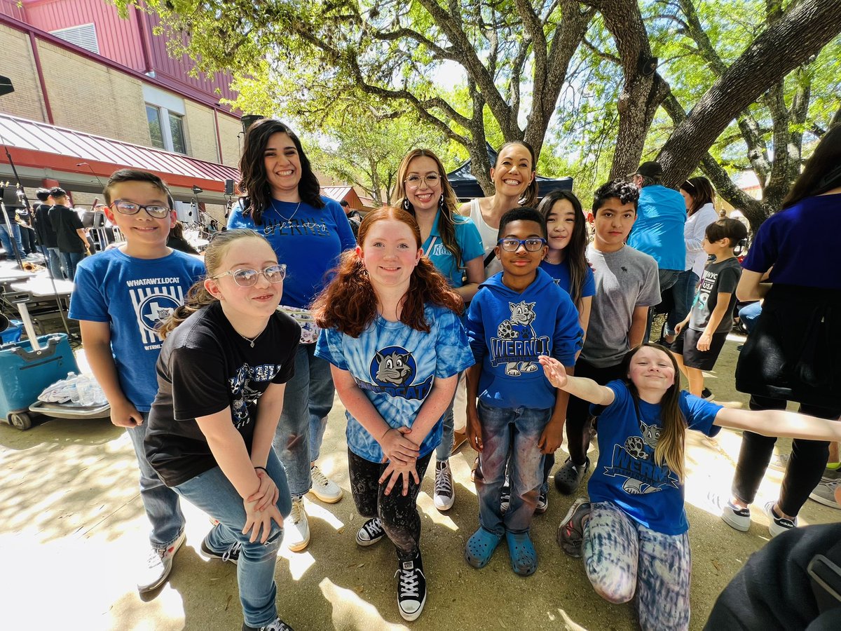 NISDWernli's tweet photo. So proud of our Wildcat Artists who participated in Chalkfest for the first time! @lorimshaw @mrsfeldt5 #WhataWildcat #RootEdWernli https://t.co/ft9mzowitp
