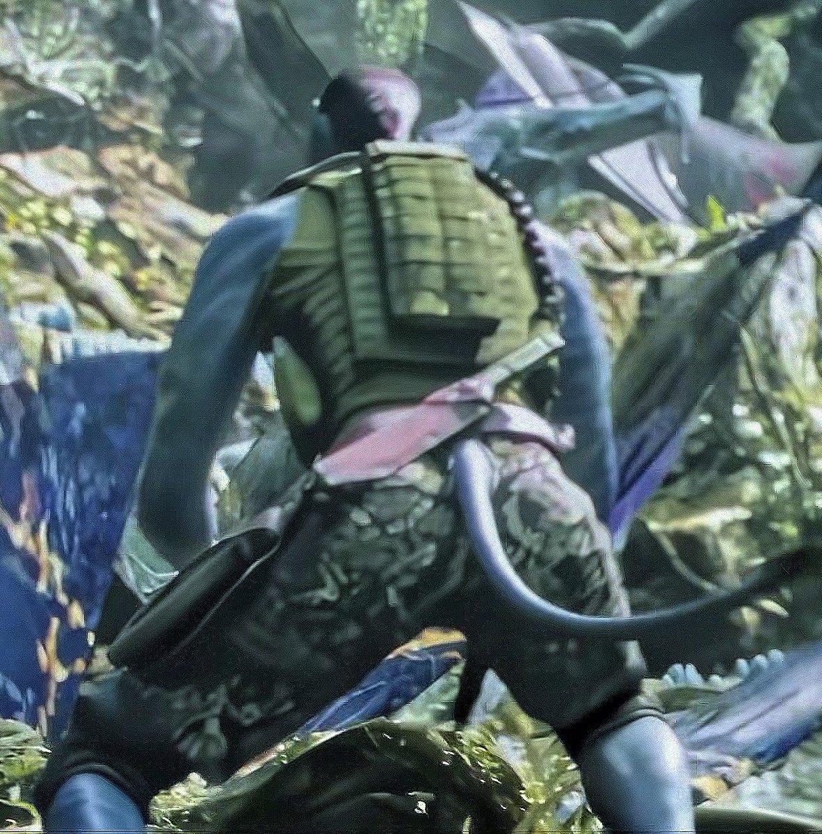 quarbitch's tweet image. i’ll always choose quaritch over family. blood isn’t thicker than this ass