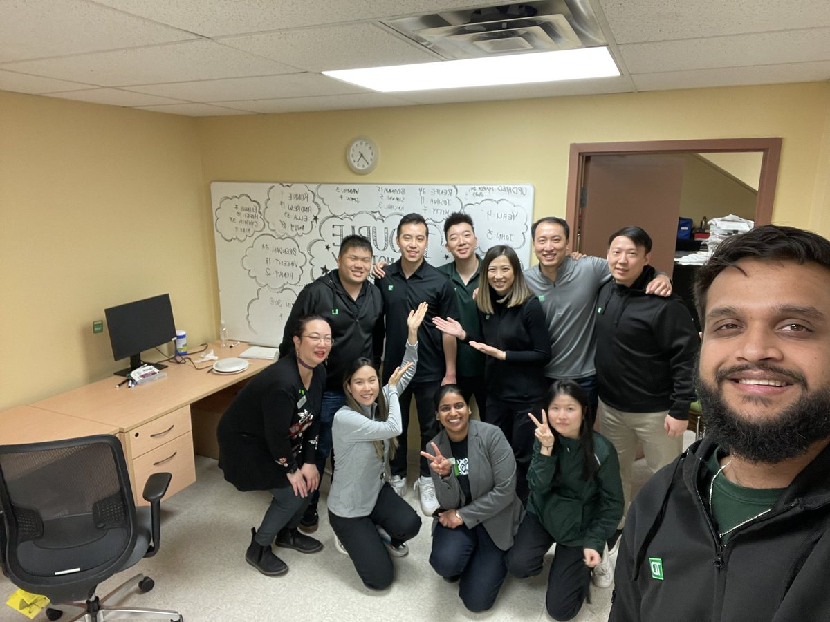 Congratulations LEO @leozeng95 on starting your new chapter as ABM! We had lots of fun working together! Will miss your energy🧯!!Thank you for everything you’ve done to the team and our clients! All the best at Kerrisdale! <a href="/WesHo_TD/">Wesley Ho</a> <a href="/JackyLuo_TD/">Jacky Luo</a> <a href="/AmynJessa_TD/">Amyn Jessa</a> <a href="/juliearmour_td/">Julie Armour</a>