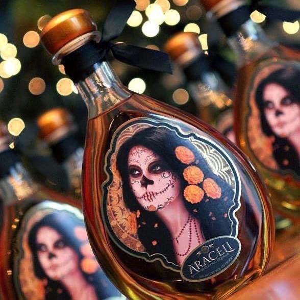 They can imitate your style, but they can’t imitate your creativity. ✨
#Araceli 🧡#aracelimarigoldliqueur #aracelispirits #marigold #yum #cempasuchil #cempazuchitl #cocktails #marigoldliqueur #hechoenmexico #thefirstofitskind #originalmarigold #salud #enjoyresponsibly #drinks