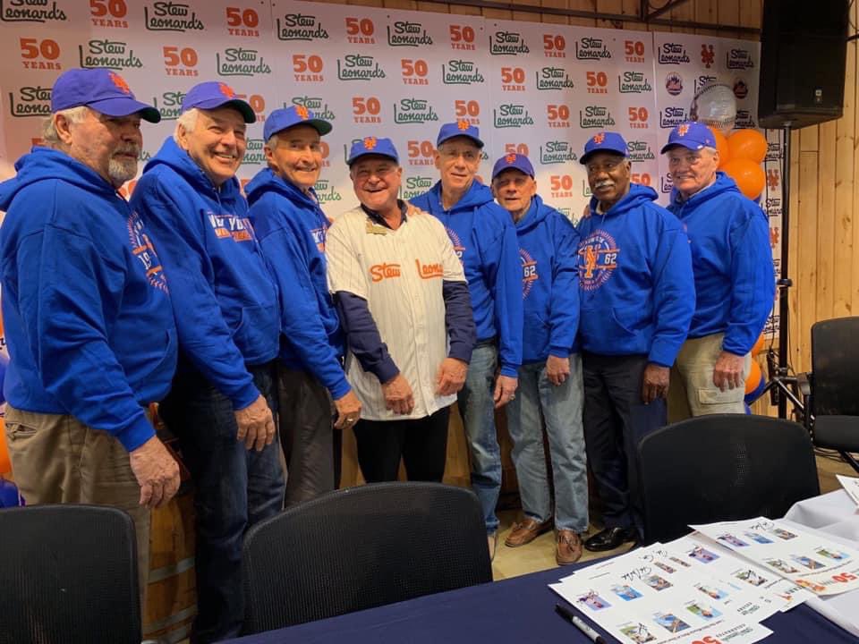 angelwithaneye's tweet photo. This was such an awesome experience 4 years ago… @StewLeonards @mets #lgm #69mets 🔵🟠 https://t.co/Ch9PkPP7CE