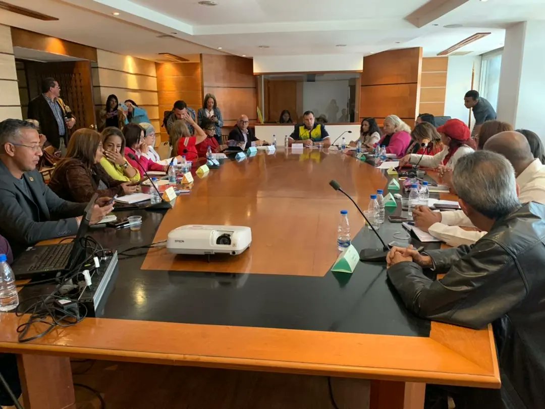 Sostuvimos reunión ordinaria de la Comisión de  Familias, Libertad de Religión y Culto. Aprobamos el plan de trabajo sobre el Derecho a la Identidad de las Niñas, Niños y Adolescentes, nacidos en Brasil, cuyo padre y madre son venezolanos.
#VenezuelaContraLaCorrupción