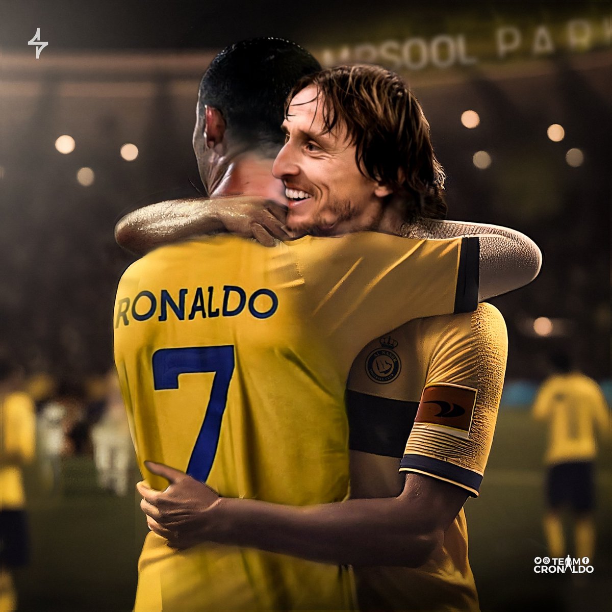 TeamCRonaldo's tweet photo. The reunion we want to see 💙💛 https://t.co/cFOiRN0QIC