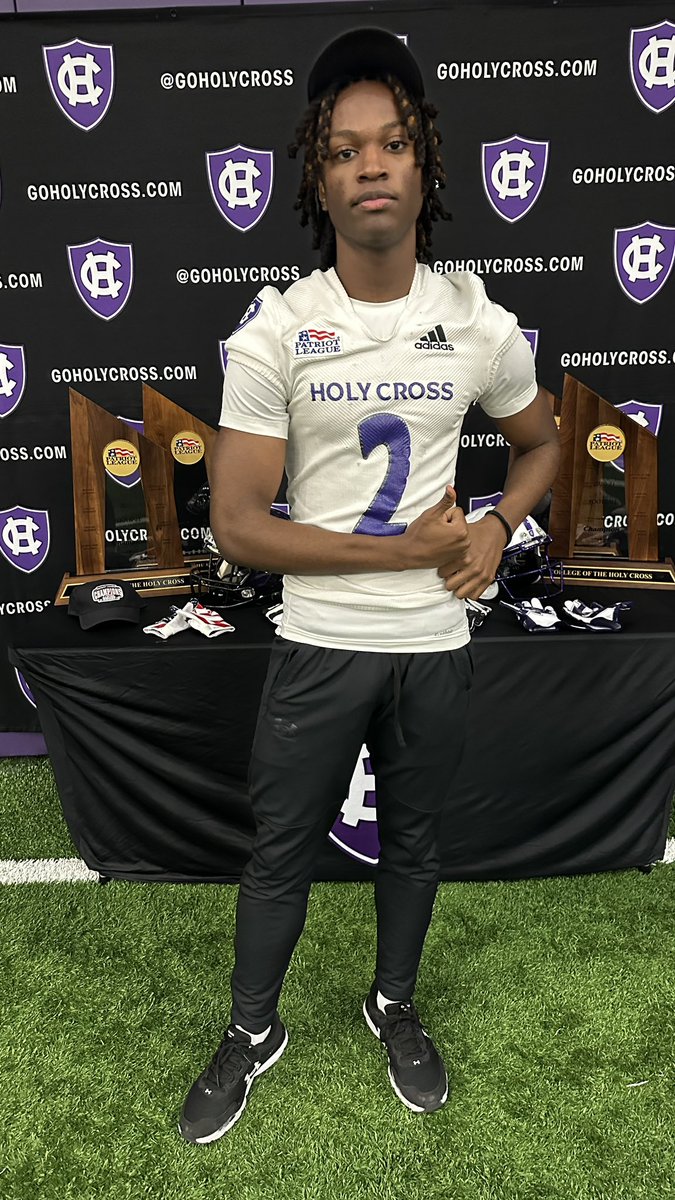 babyjoynerr's tweet photo. Had a great time at Holy Cross, thank you @CoachhBarnes for the invite, I loved the mentality &amp; work ethic the school brings!! https://t.co/J1OAaKXhmb