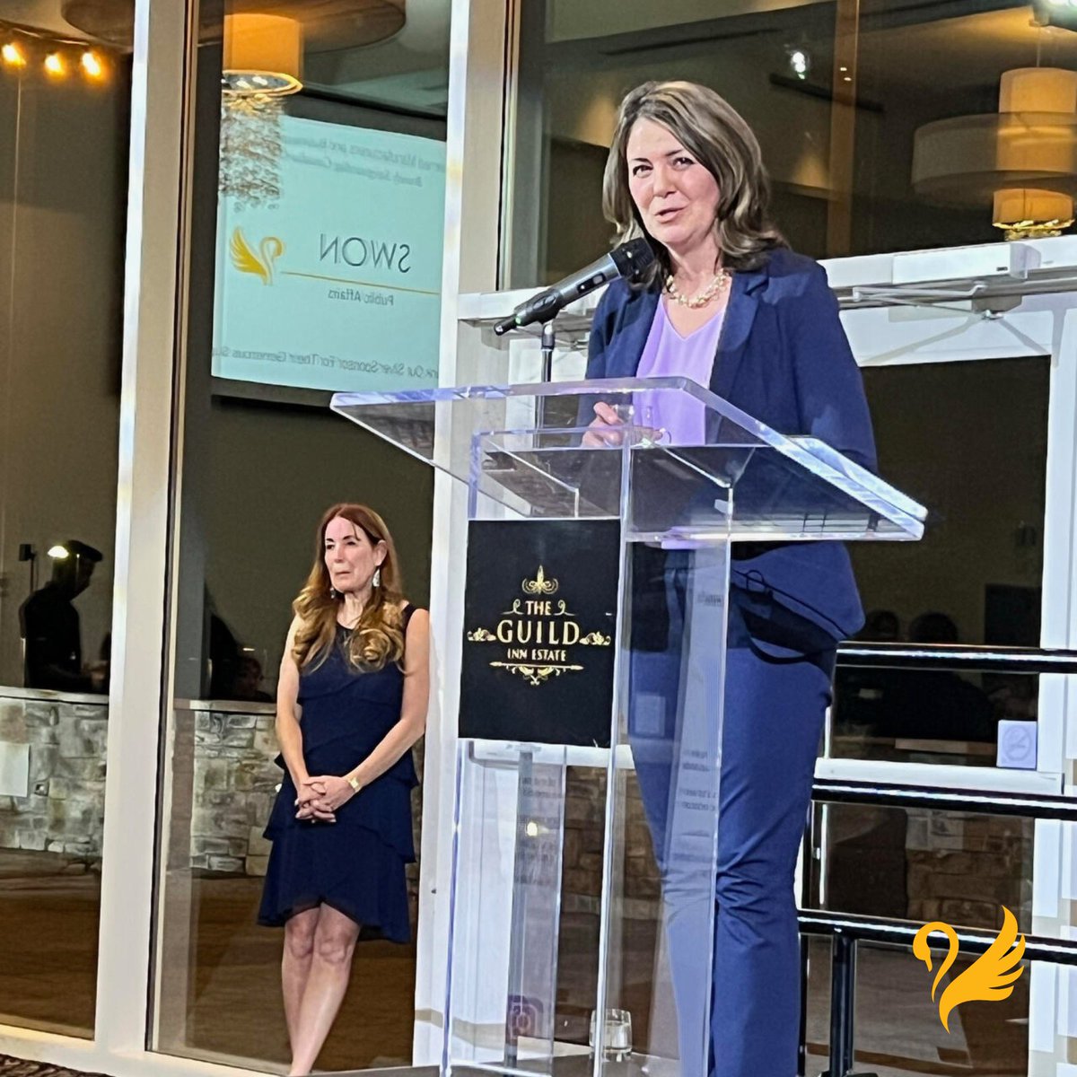 SWON_PA's tweet photo. Our President Kirsten was thrilled to attend the Game Changer Gala last night in Scarborough in support of #manufacturing here in #Canada. 

#LdnOnt #CdnPoli #OnPoli https://t.co/VdGNNIC09W