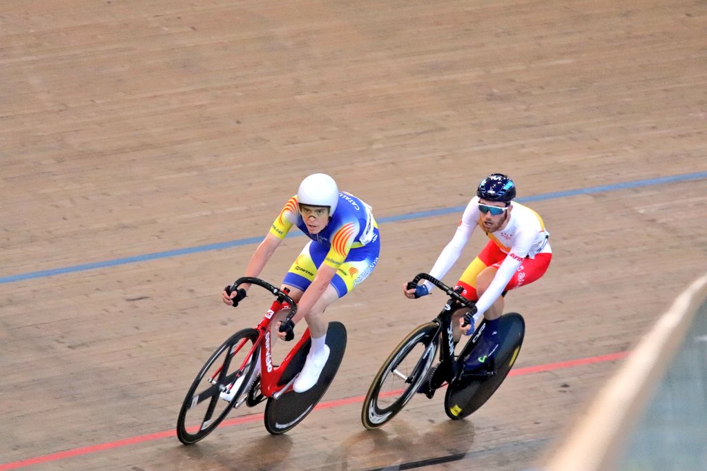 Valverde_Team's tweet photo. 🔥 Le puso mucha pelea @Albertoo_PD este sábado en el Campeonato de España de Omnium. El lorquino se quedó a las puertas del podio absoluto (4º) y del título sub 23 (2º). Buen trabajo de Alberto en Palma.

📸 @RFECiclismo https://t.co/LqL7HqXBJc