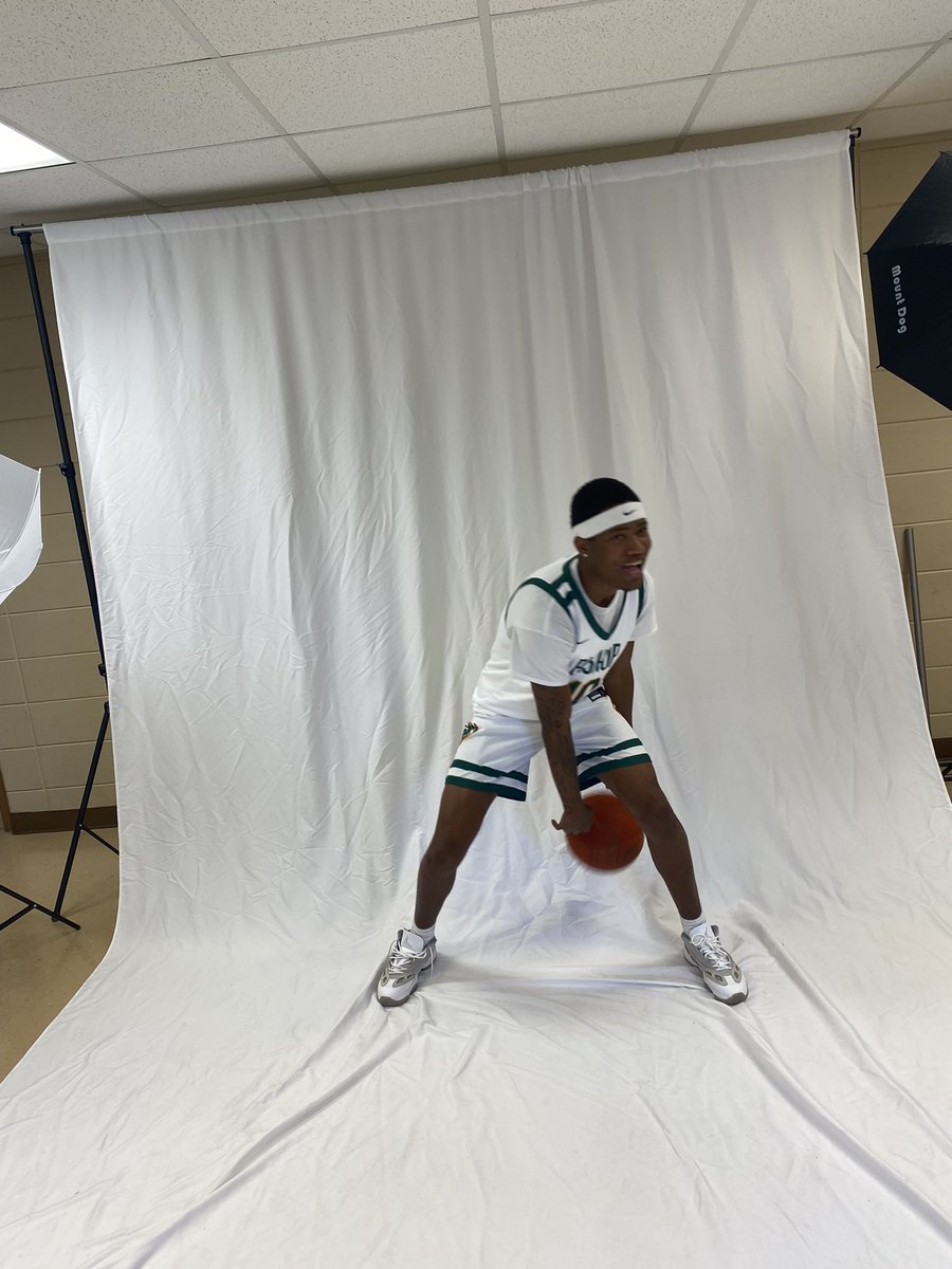 moreliketrey tweet media