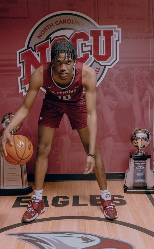 OzhellJ's tweet photo. Was just a dream few years ago, truly appreciate you guys🦅 @NCCU_MBB #notcommited https://t.co/unxXNoNxIv