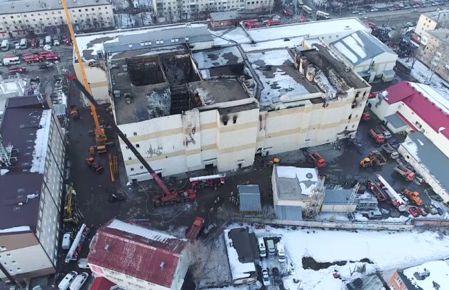 Хороший вечер для того, чтобы прочитать поминутное воссоздание пожара в "Зимней вишне", узнать, как на звонки умирающих людей реагировали диспетчеры службы спасения и пожарные
Немыслимый и абсолютно бесчеловечный пиздец

Никогда не забудем и не простим

t.me/novosyolov/7318