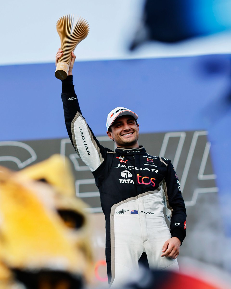 Back on the TOP STEP of the Podium 🏆

#SãoPauloEPrix 🇧🇷