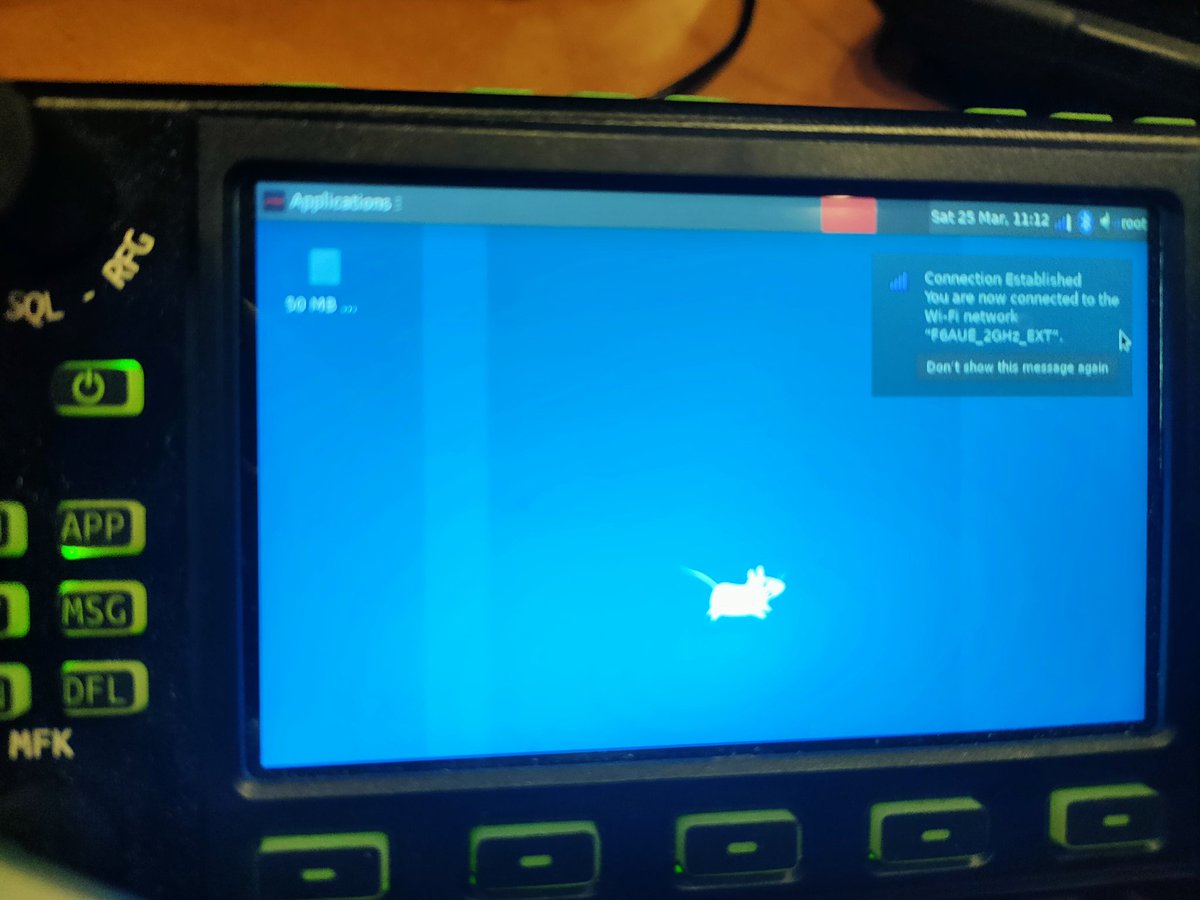 F4EED's tweet photo. Grâce à @hb9vcj  et @isithran durant #ondexpo2023 on a pu tester le double boot sur une armbian sur le #xiegu #x6100 trouvable chez @radioamateur https://t.co/0eih4DxlOf