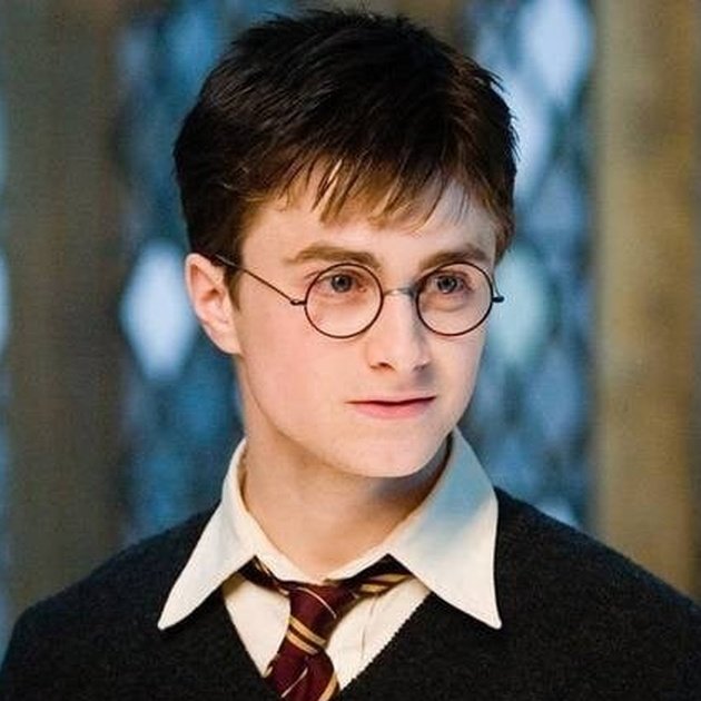 updatecultura's tweet photo. Daniel Radcliffe, o nosso Harry Potter, está a espera de seu primeiro filho. Parabéns ao papai. 🥺 https://t.co/dqMkwBaMgx