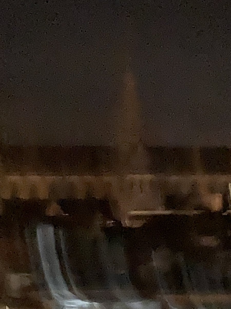 Een donkere Bavo in Haarlem is niet zo makkelijk te fotograferen 😂 #BiggestHourForEarth #EarthHour2023
