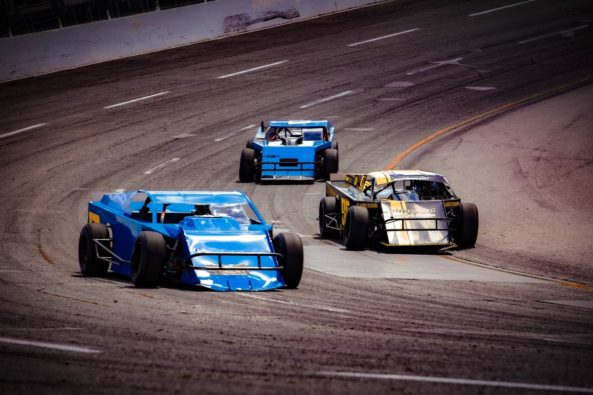 5 Flags Speedway (@5flagsspeedway) on Twitter photo We have cars on-track 🤗
<a href="/ARCA_Racing/">ARCA Menards Series</a> East and <a href="/MOM__tour/">Modifieds of Mayhem</a> getting set for tonight’s racing!
📸: <a href="/DanielVining/">Daniel Vining</a>
<a href="/TeamConLLC/">Team Construction LLC</a> <a href="/JEGSPerformance/">JEGS Performance</a> We have cars on-track 🤗
<a href="/ARCA_Racing/">ARCA Menards Series</a> East and <a href="/MOM__tour/">Modifieds of Mayhem</a> getting set for tonight’s racing!
📸: <a href="/DanielVining/">Daniel Vining</a>
<a href="/TeamConLLC/">Team Construction LLC</a> <a href="/JEGSPerformance/">JEGS Performance</a>