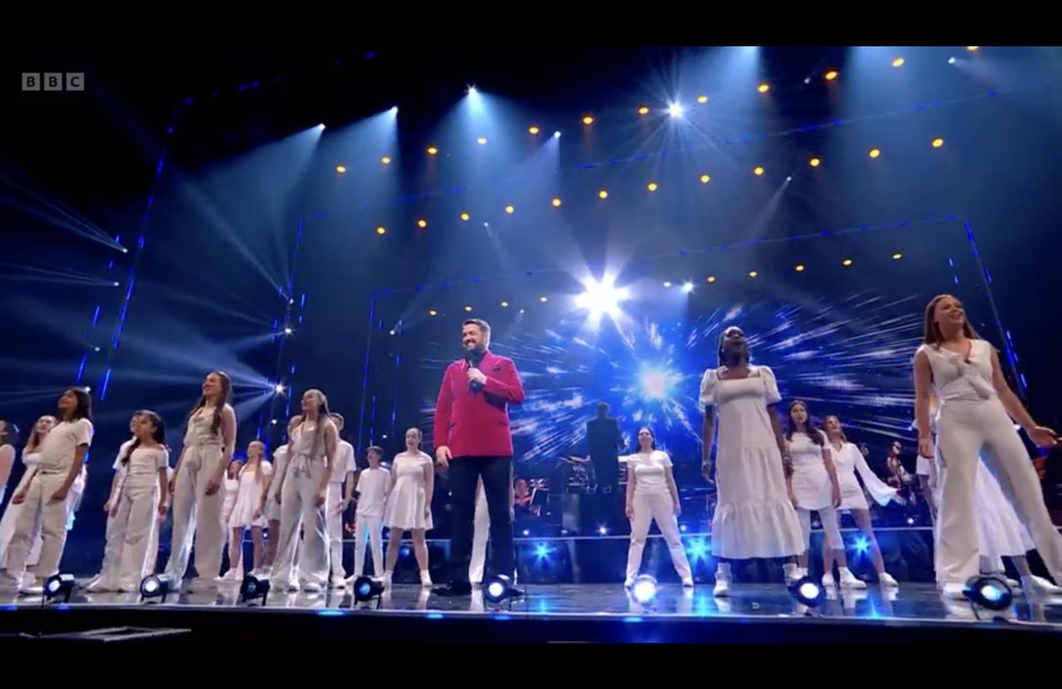 Stageberry (@stageberryx) on Twitter photo A fabulous performance from <a href="/JasonManford/">Jason Manford</a> with <a href="/PendletonActing/">PendSFCollegeActing</a> and <a href="/Flash_Musicals/">Flash Musicals</a> #BigNightOfMusicals A fabulous performance from <a href="/JasonManford/">Jason Manford</a> with <a href="/PendletonActing/">PendSFCollegeActing</a> and <a href="/Flash_Musicals/">Flash Musicals</a> #BigNightOfMusicals