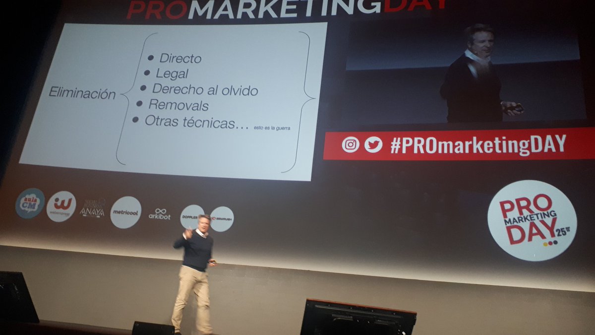 beatrizhernanbr's tweet image. Terminamos con la ponencia de @kokebcn hablando de #reputaciononline en el #PROmarketingDAY Gracias!👍 #marketingdigital