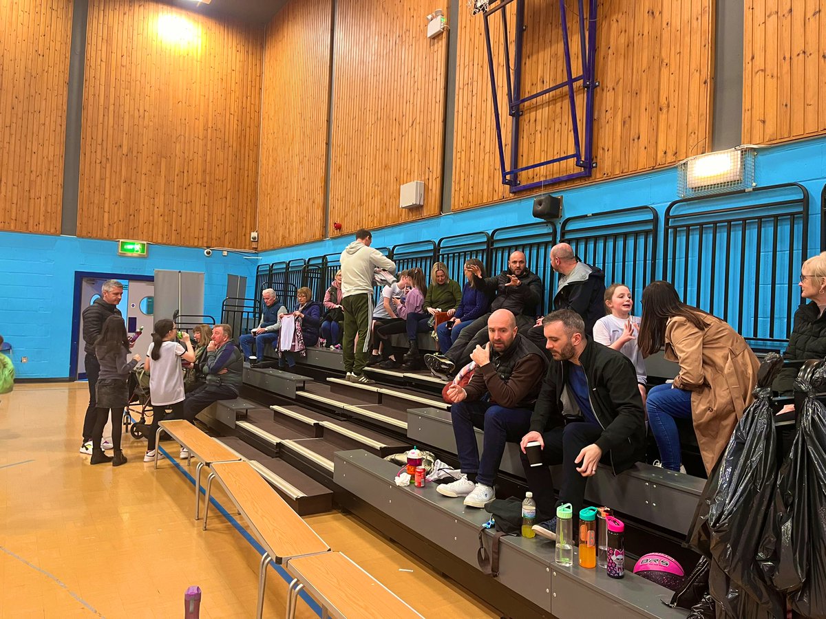 Gladiators_SBC's tweet photo. Gladiators Cumbernauld | Club-2-Club
U12’s headed to Grangemouth today and worked alongside @Furybball1
Thank you #JohnBunyan #SophieCram
and our own Gladiator lead, #AmandaMcQueen
A first for our young Gladiators and what a day👏👏👏
#Club2Club
#Friendships
#Progress https://t.co/l6xRPlUMnf