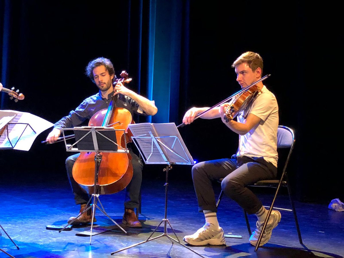 fmsperpignan's tweet photo. En répétition pour le concert du dimanche 26 mars à 17h au Théâtre Municipal Jordi Pere Cerdà (entrée libre) Le Quatuor Cervin place l’âme à l’avant-scène du répertoire intime de  la musique de quatuor : #Haydn, Nielsen et #Schubert. @perpitourisme @MairiePerpignan #perpignan https://t.co/ir45nIRSQc