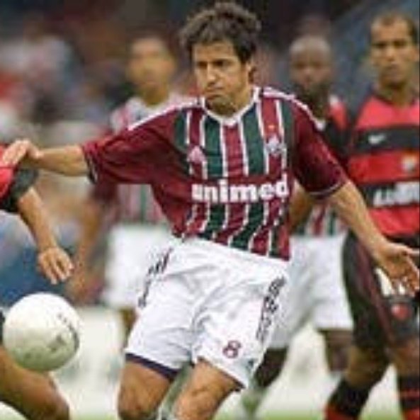 romuloflu77's tweet photo. Hj é o começo de um futuro promissor! Estamos juntos com vc ídolo eterno! Agora é a vez do Ramonismo na Seleção @CBF_Futebol! #EfetivaCBF #RamonismoTaON #Ramonizado @_dedemoreira @retornamarcao @_SilvaAnderson @andey__ @LRock1402 @ThiagoHoradoFlu @Olliveira_Br @LeandroDiasNF https://t.co/kLWaR8wweZ