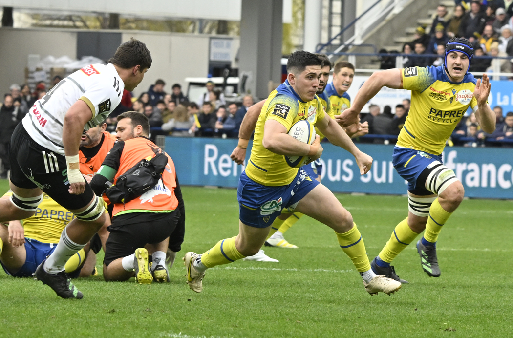 LaMontagne_TDS's tweet photo. Rugby / ASM Clermont : Anthony Belleau crispé, puis Anthony Belleau libéré face au CA Brive #rugby #ASMClermont #CABrive #ASMCAB #Belleau
https://t.co/rdPMRCzrMh https://t.co/qEZJdTPQ0p