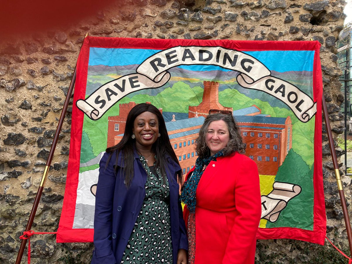 ama_rdg's tweet photo. Cllr Adele Barnett-Ward and Labour Thames ward candidate, Ama Asare attended the Save Reading Gaol March today. It was a great event, with a phenomenal turn out - with residents across Reading demanding they be listened to, and that people come before profit.
#savereadinggaol https://t.co/ELZJamfbBG