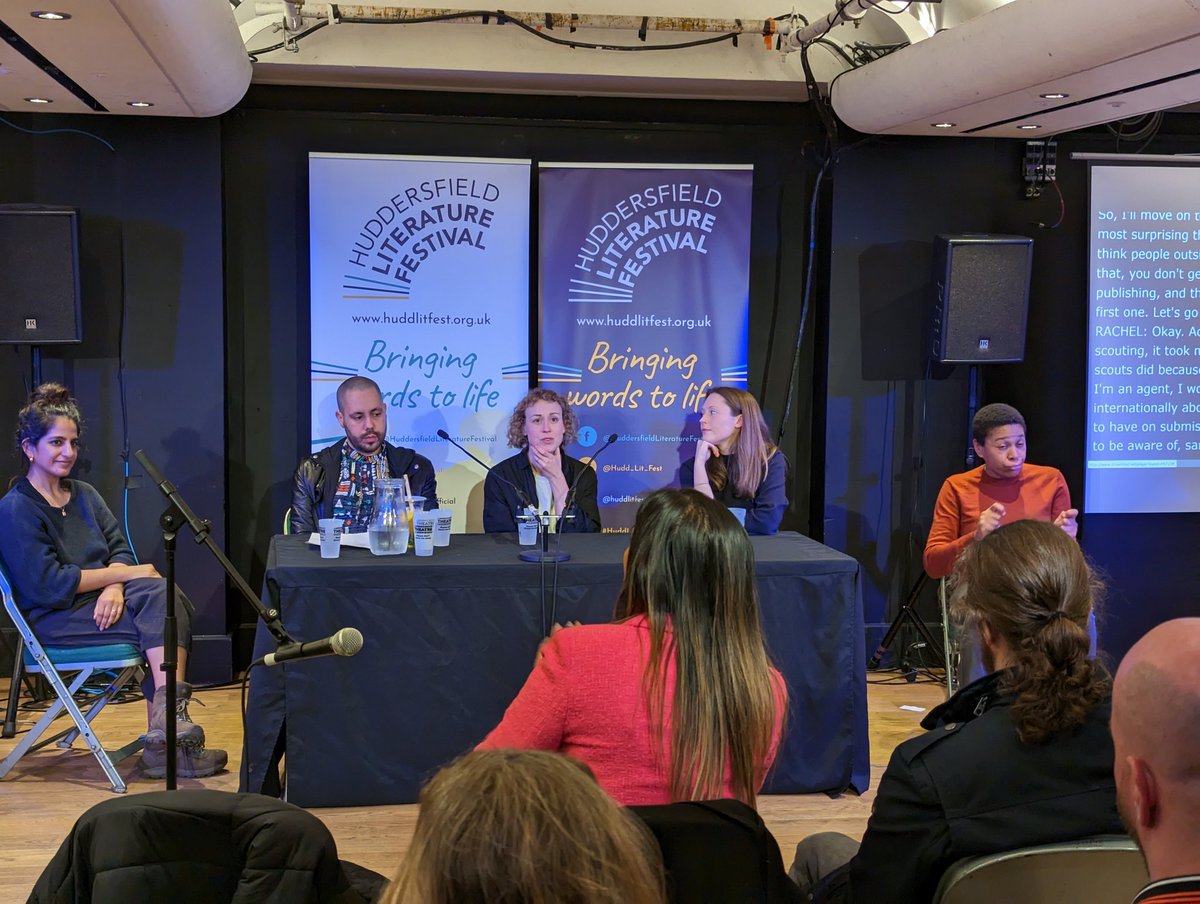KirkleesLocalTV's tweet image. A huge thanks to @Hudd_Lit_Fest for commissioning us to help run today's hybrid events and to @theLBT for being such amazing hosts! 👏👏 And of course big thanks to all the panelists! 

#HLF2023 #huddersfield #kirkless #keepfestivalshybrid #literature #KLTV