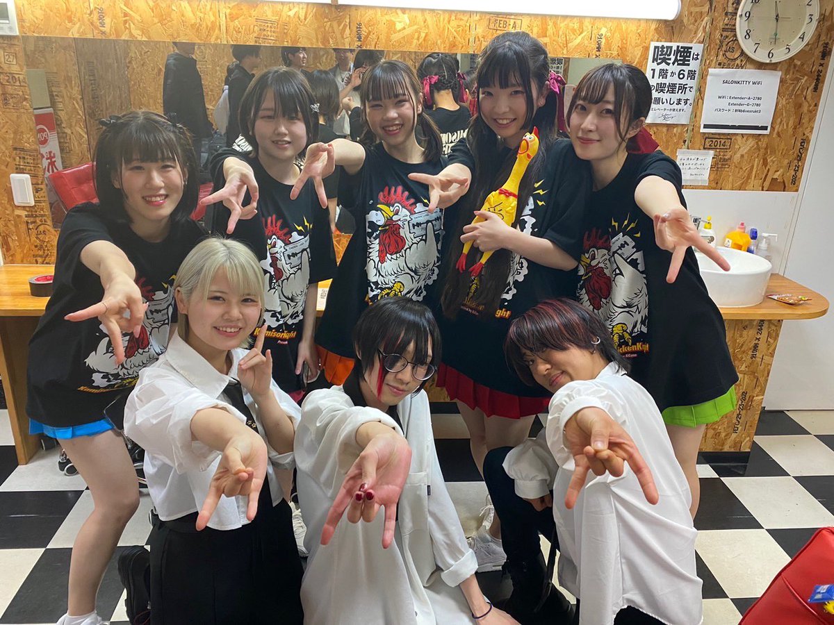 manachi_yasan's tweet photo. #狐の嫁入り前 サン
良すぎた、ハマったので今日からYouTubeチャンネルで聴きます、曲調ダイスキ
#Sawthe100 サン
即興で場を繋ぐの流石すぎました😭フロアを熱く盛り上げてくださって最高でした🔥
#jakeee サン
同い年とか歳下の方々が頑張ってるのみて私もちゃんたバンドしたい、ってなった😭 https://t.co/l1M2LfecQO