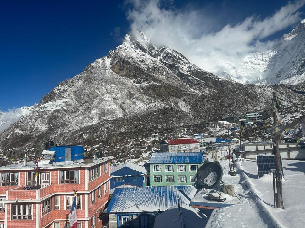 RustikTravel's tweet photo. Paths of Happiness- 25th March to 5th April ‘23 
This hiking retreat is an experience in the Nepal Himalayas to integrate the well-being of body and mind through the practice of mindfulness in silence amidst the wonder that is Mother Earth. https://t.co/uZunzPCraA