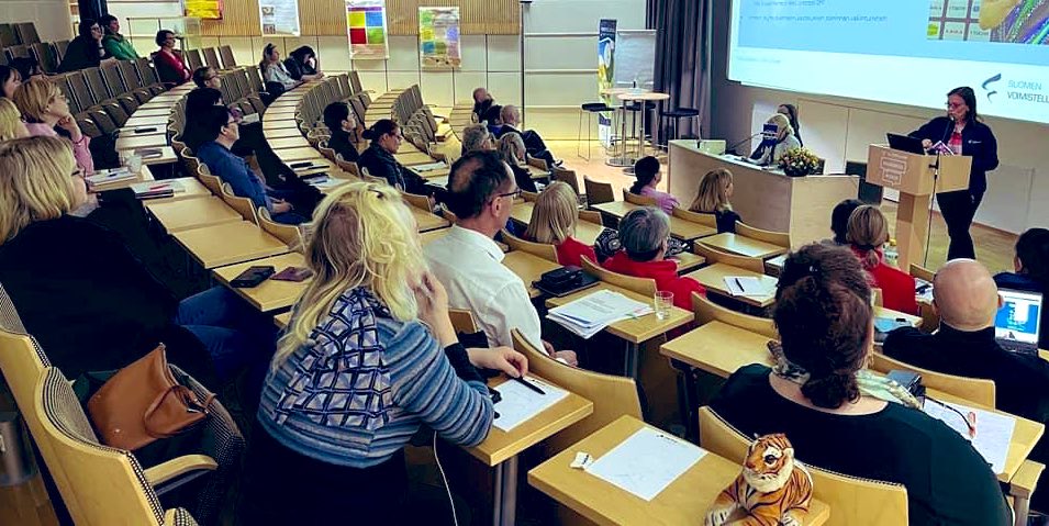 TerhiHeinila's tweet photo. Kiitos mahdollisuudesta toimia @Voimistelu kevätkokouksen puheenjohtajana. Mikä uskomattoman suuri määrä voimistelua, jumppaa, tanssia vuonna 2022.Samalla kokouksessa erittäin vahva sitoutuminen epäasiallisen käytöksen estämiseen ja kehonrauhan turvaamiseen. 👍👍 
@naisjarjestot https://t.co/bJ4O9JVdbg