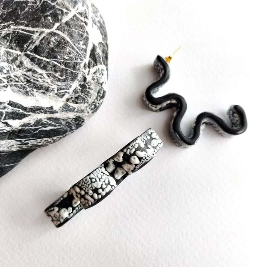 cocean_io's tweet photo. 301 artiști în comunitatea cocean C(REATIVE)OCEAN și continuăm să creștem

Ceramiceanu este un studio de design si producție ceramică.

Artist Instagram: ceramiceanu https://t.co/RRg8OEdlGj