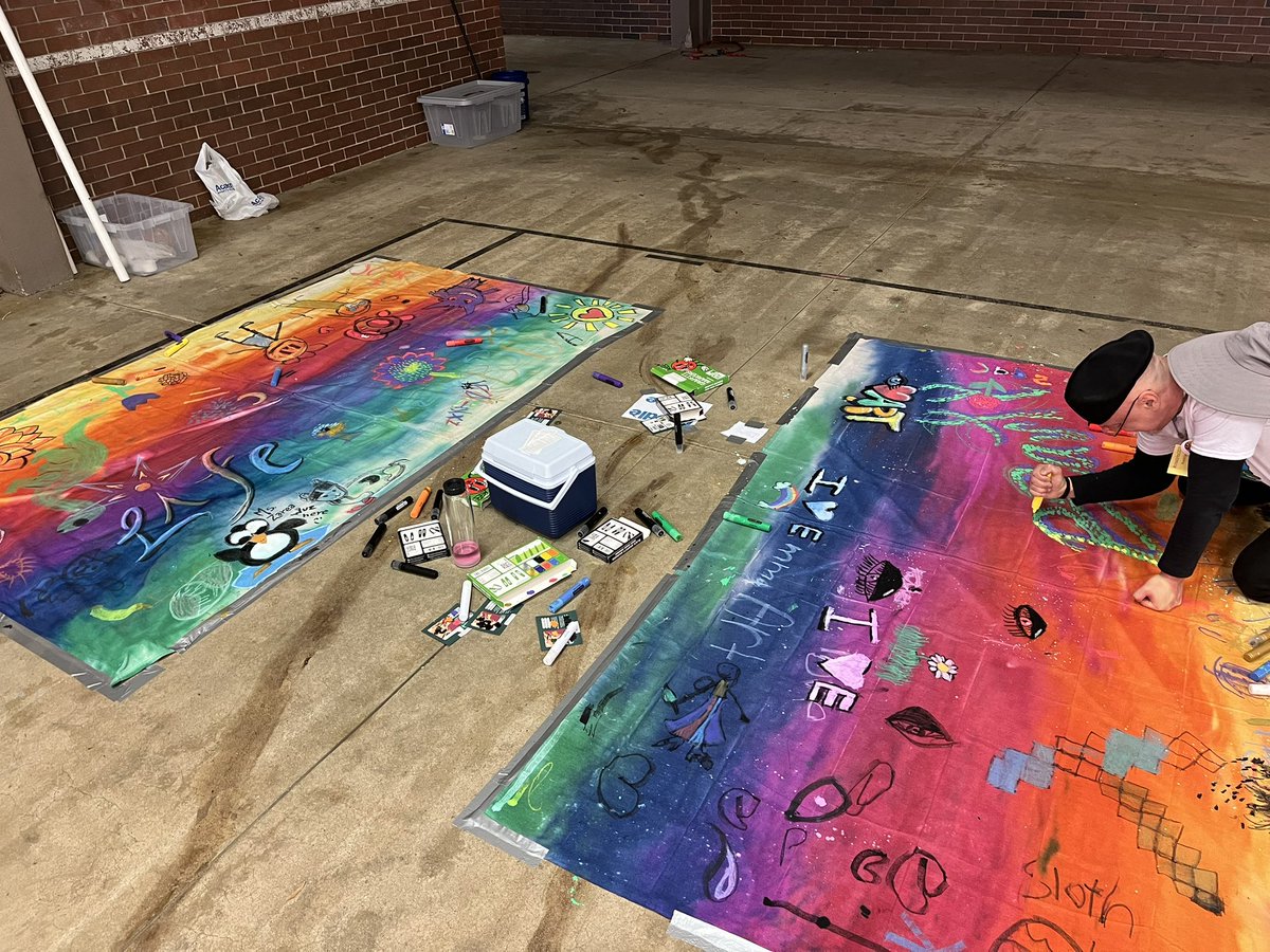 SBMS_FCS's tweet photo. #CreateFest is happening right now at @AYAMuseum @WAISSBISD !!
I bought some arts from passionate and talented @SBISD artists😍 @sbisdarts https://t.co/DqO5561NDN