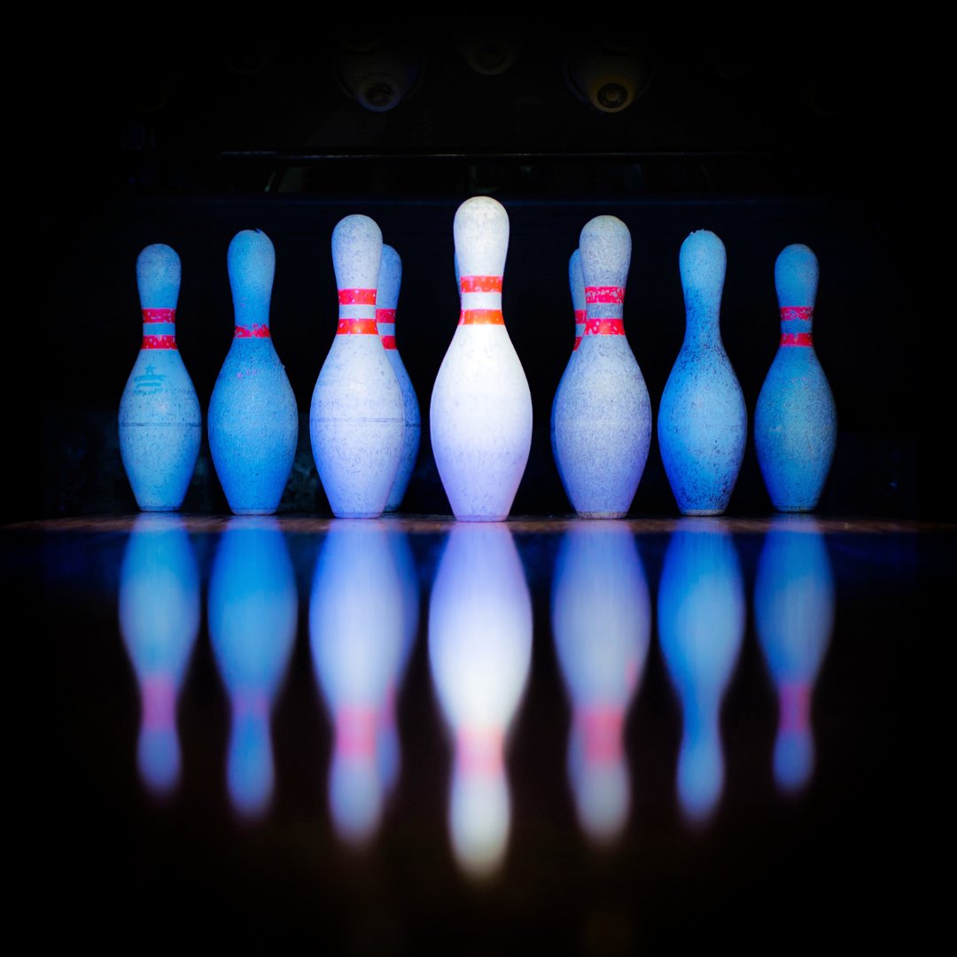 Who’s ready for the weekend!🎳  Come Cosmic Bowling with us this Saturday. Tag your friends and family down in the comments that you want to come have fun with…👇🏼