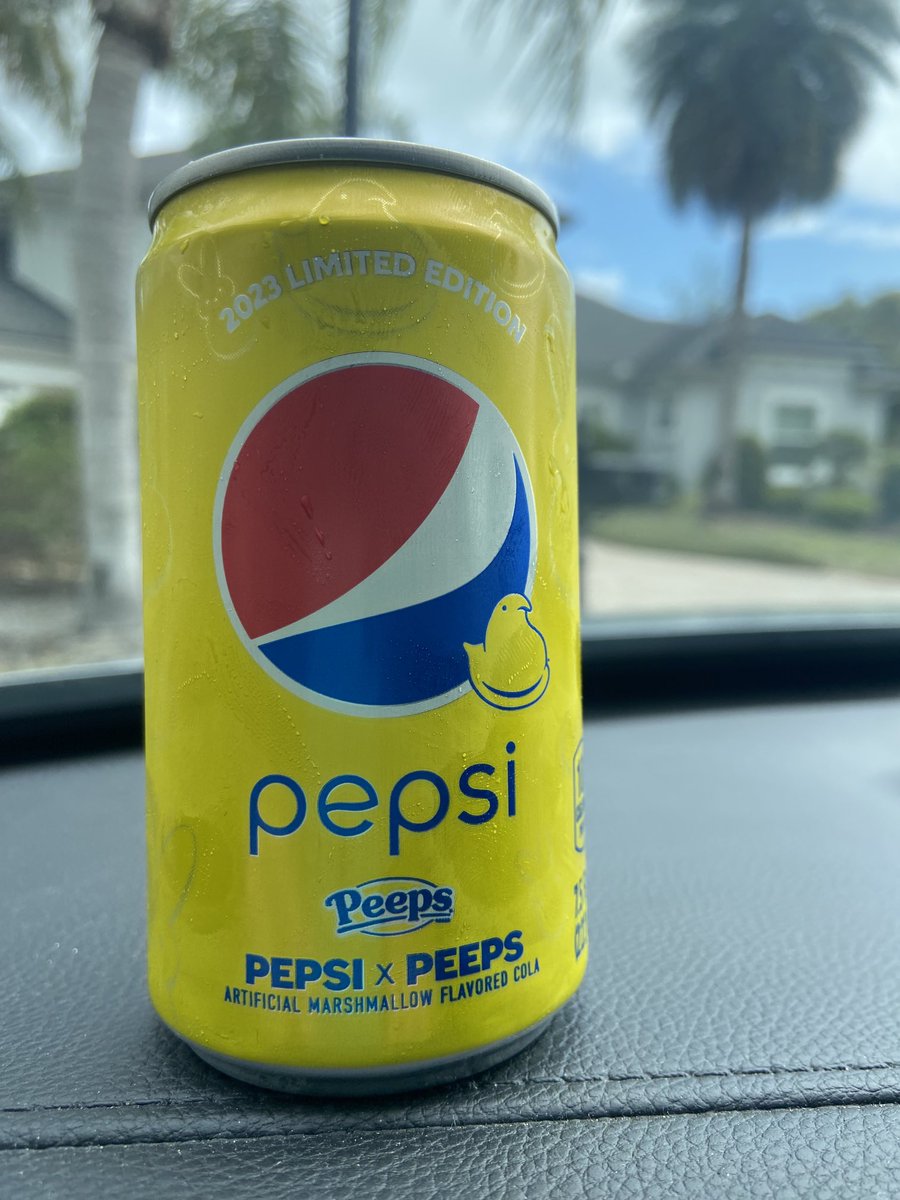 hmurakami1q84's tweet photo. @GijoePodcast as fellow fans of seasonal foods I wanted to make sure this was on your radar. Verdict - Delicious! #peepsi https://t.co/N0sxdETRHY