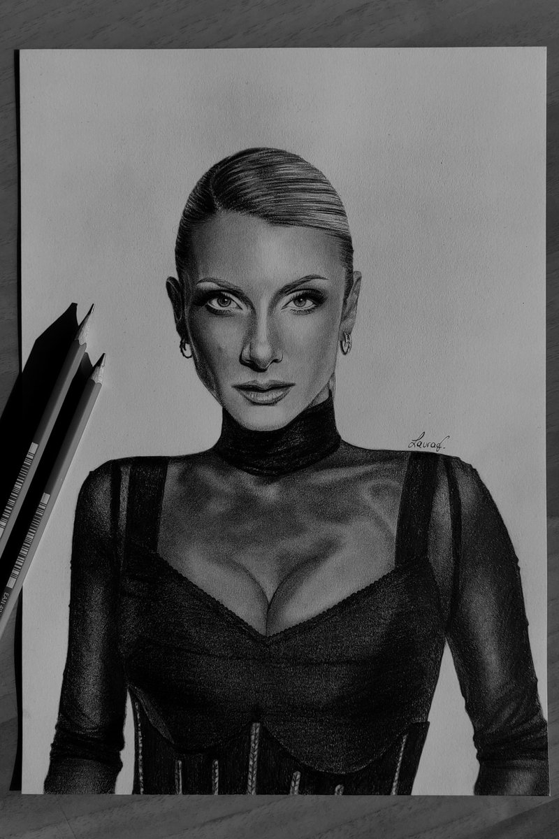 ILookToWhit_'s tweet photo. dibujo el amor que no me cabe en el pecho https://t.co/3bSfXimHd8