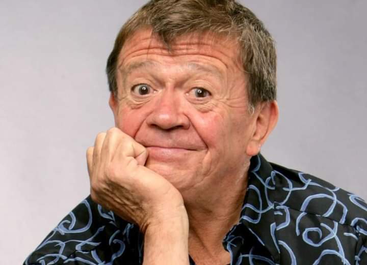 yadipark25's tweet photo. Si falleció el inmortal... qué se espera de nosotros pobres mortales? 😭 #chabelo https://t.co/HStxbmswLG